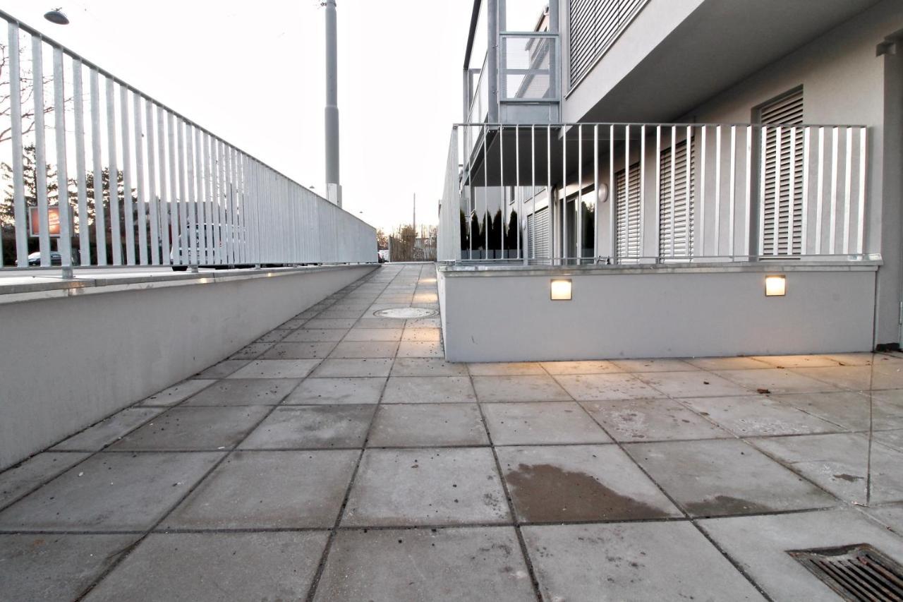 Red Flower Apartment With Pool - 5 Min To Lake Viena Exterior foto